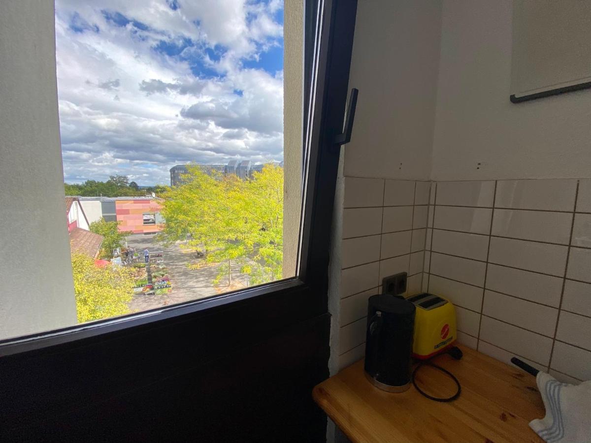 Private Room With Free Parking 科布倫茨 外观 照片